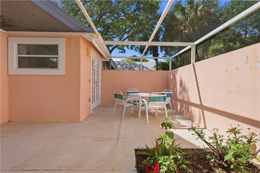 1334 Coral Park Lane 403