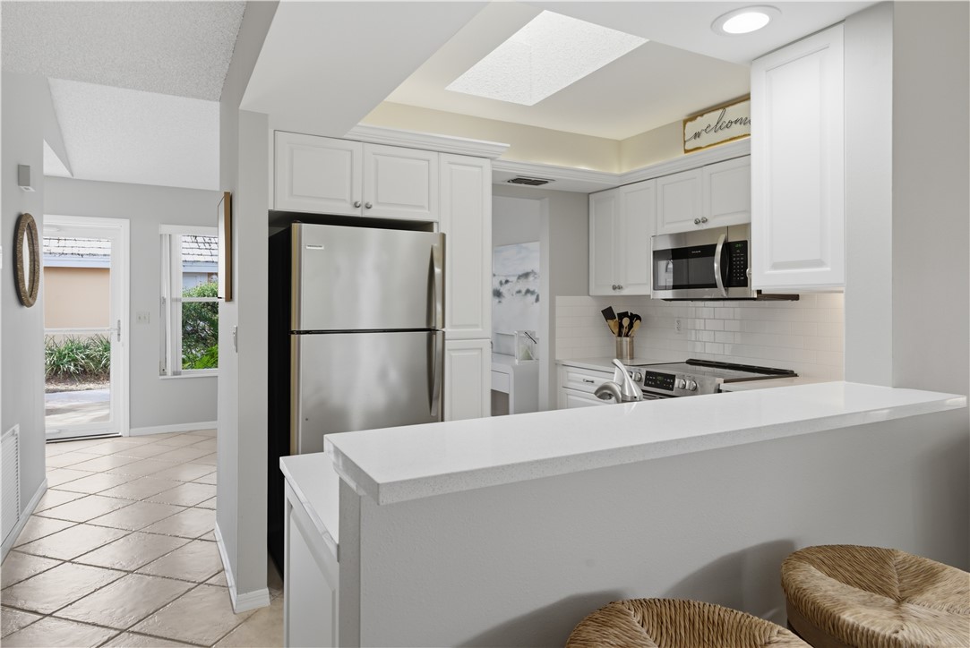 1334 Coral Park Lane 403
