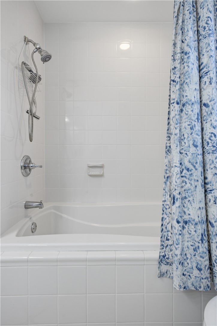 1334 Coral Park Lane 403