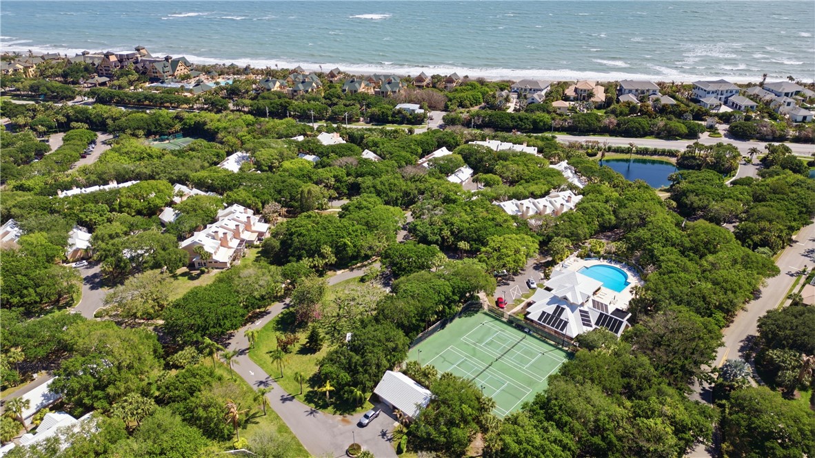 1334 Coral Park Lane 403