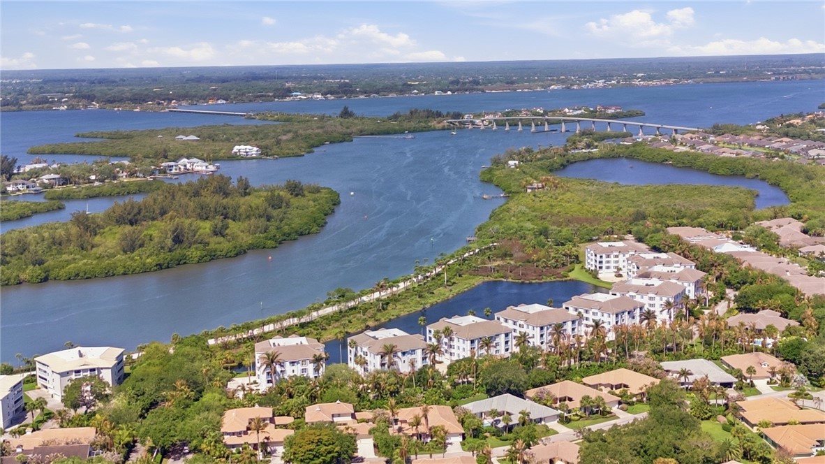 1334 Coral Park Lane 403