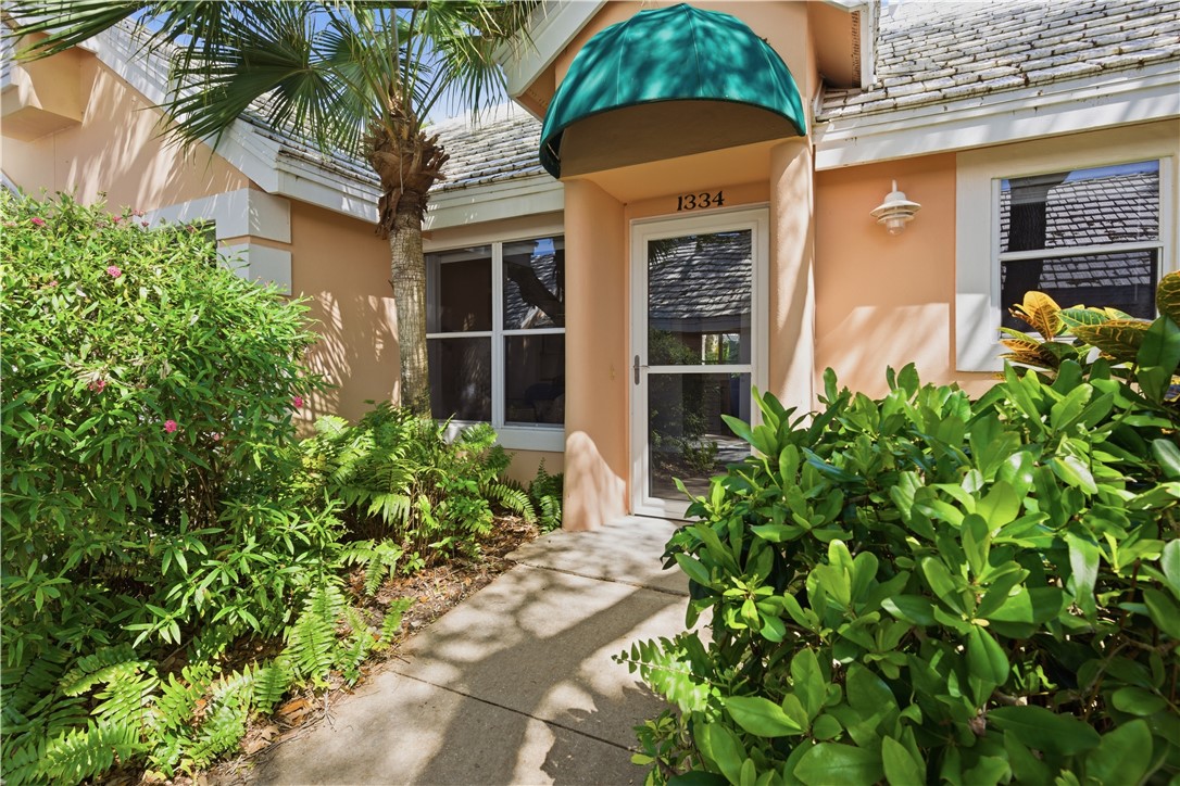 1334 Coral Park Lane 403