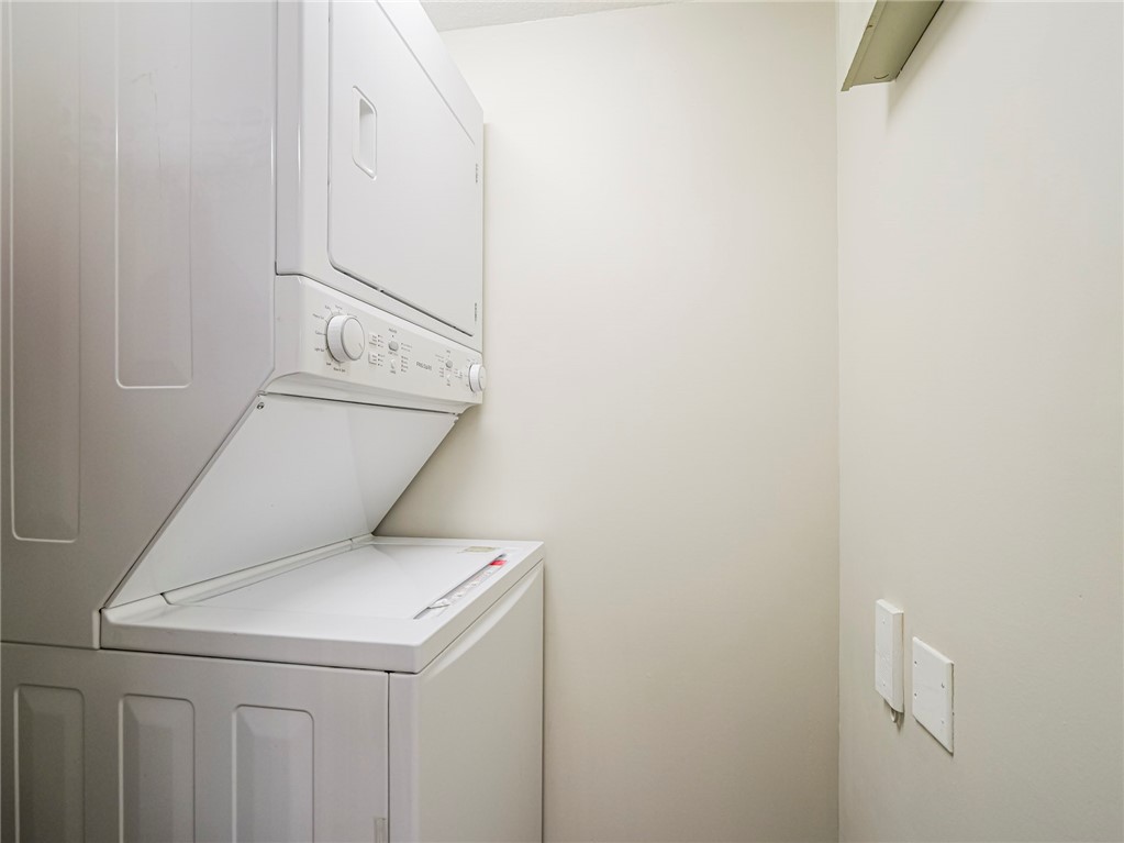 1590 S 42nd Circle 105