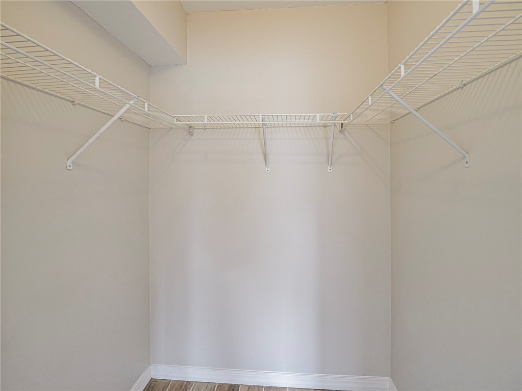 1590 S 42nd Circle 105