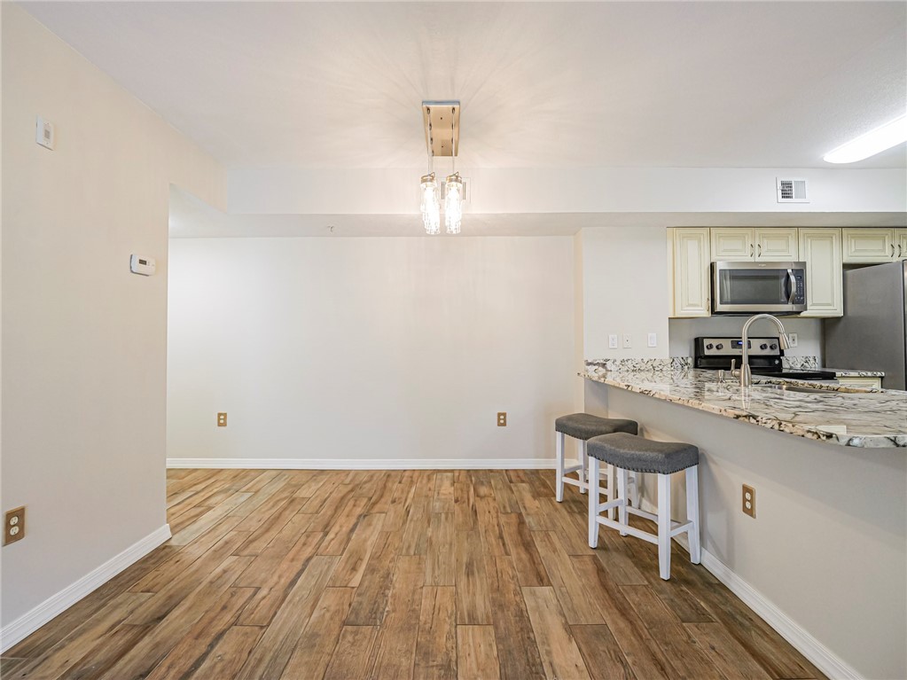 1590 S 42nd Circle 105