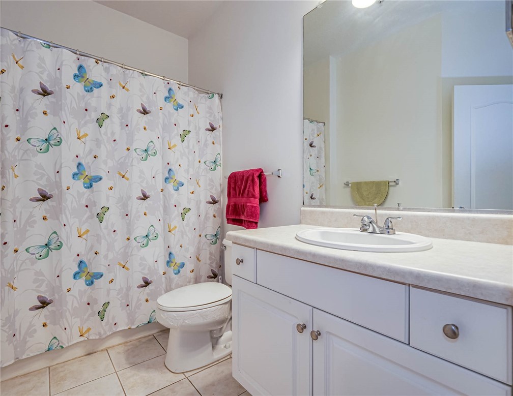 5025 Fairways Circle B209
