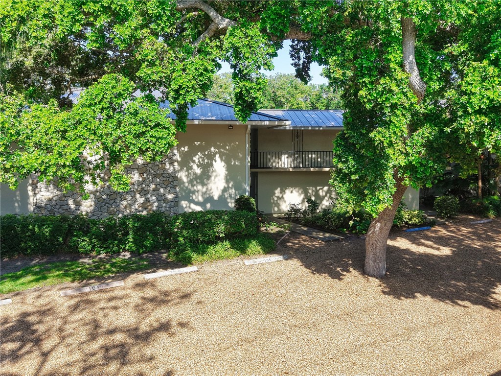 800 Coquina Lane 103