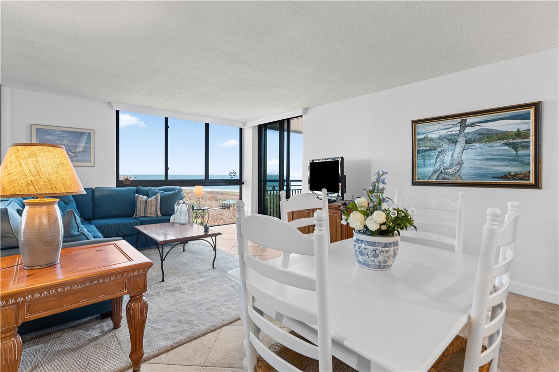 2800 N Highway A1a Island 503