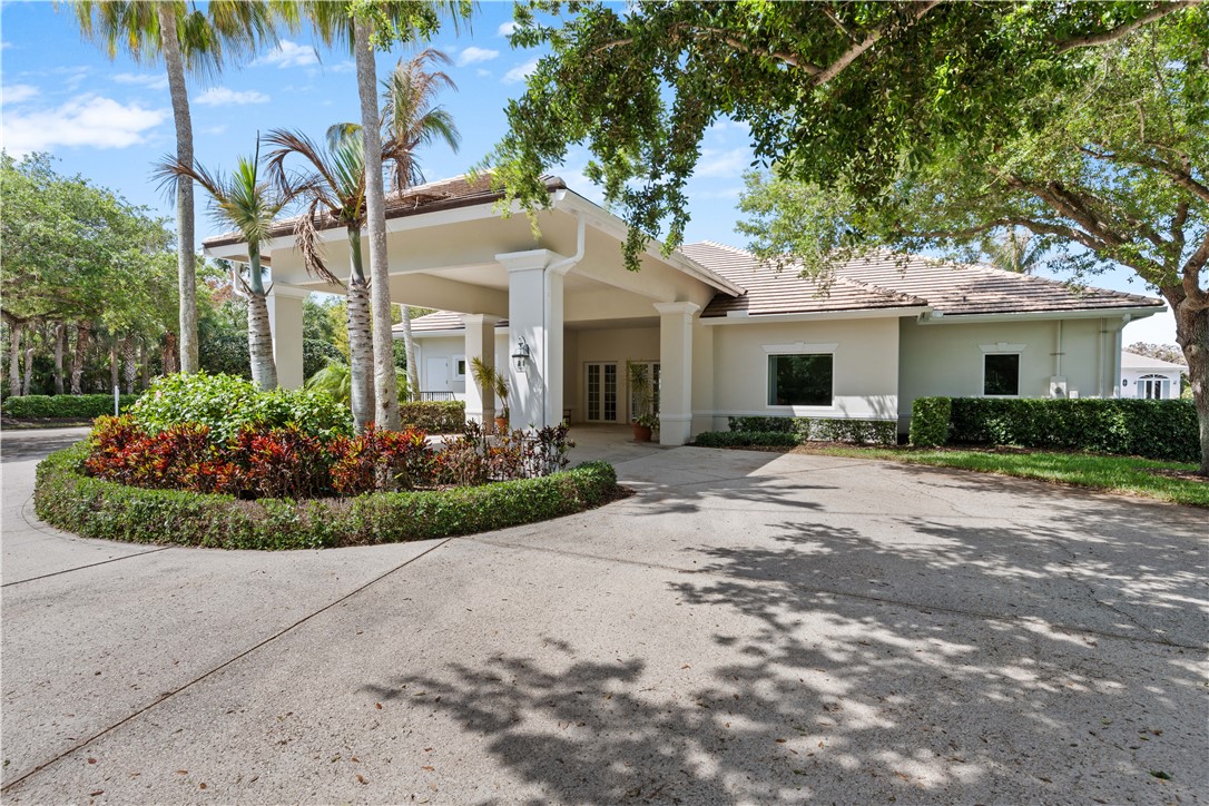 8975 Palm Breeze Terrace