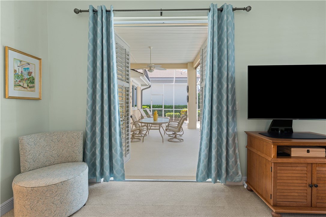 8975 Palm Breeze Terrace