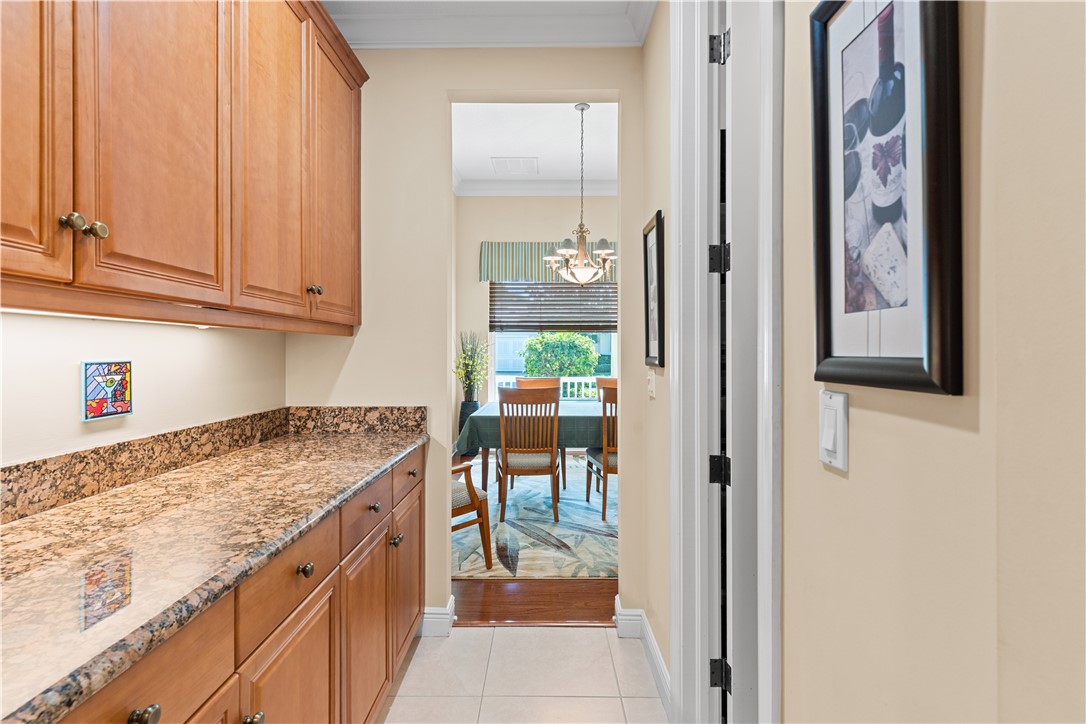 8975 Palm Breeze Terrace