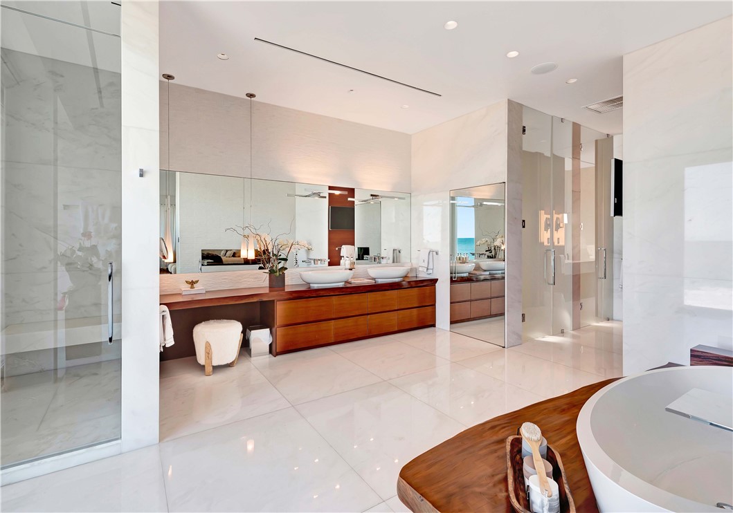 3700 Ocean Drive