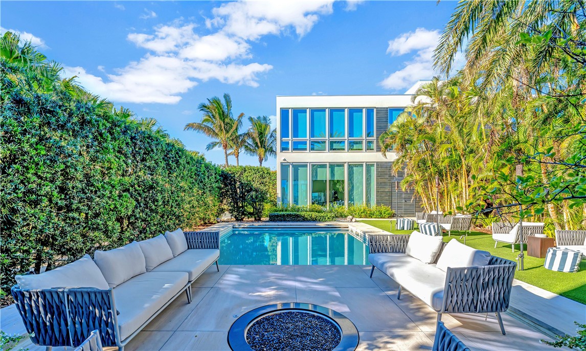 3700 Ocean Drive