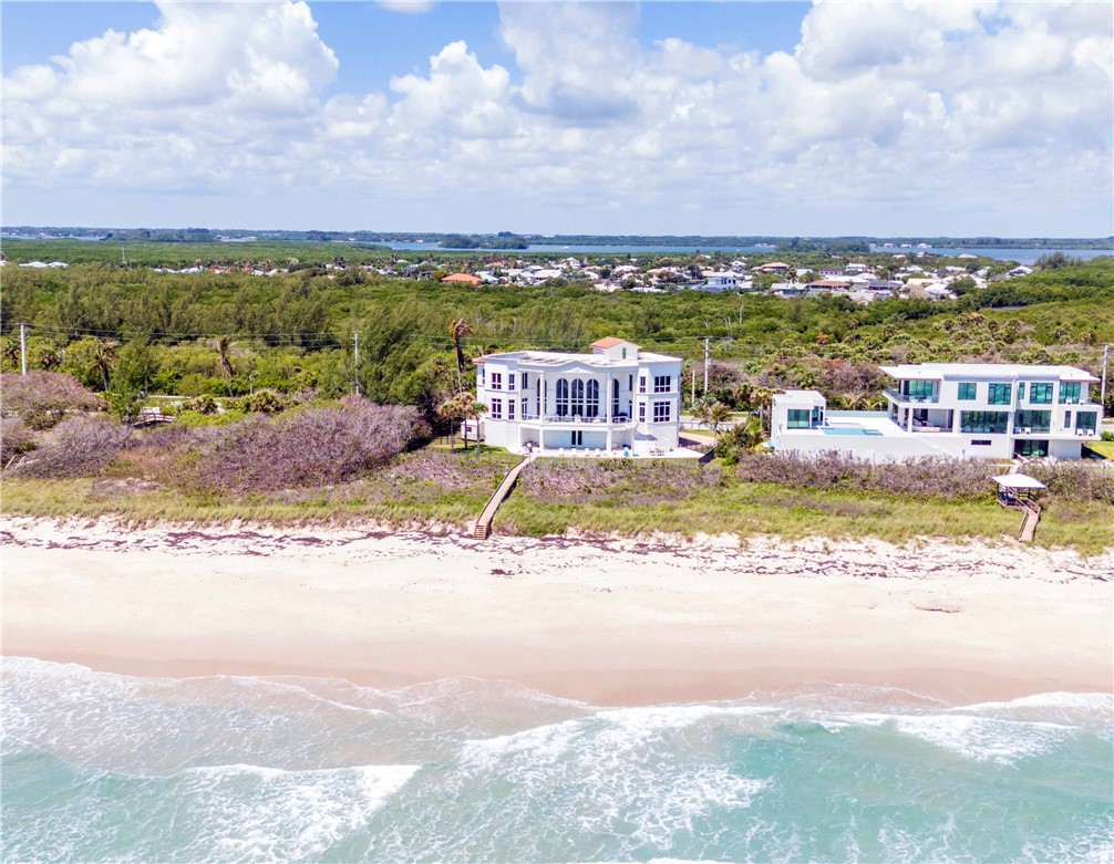 4600 N Highway A1a None