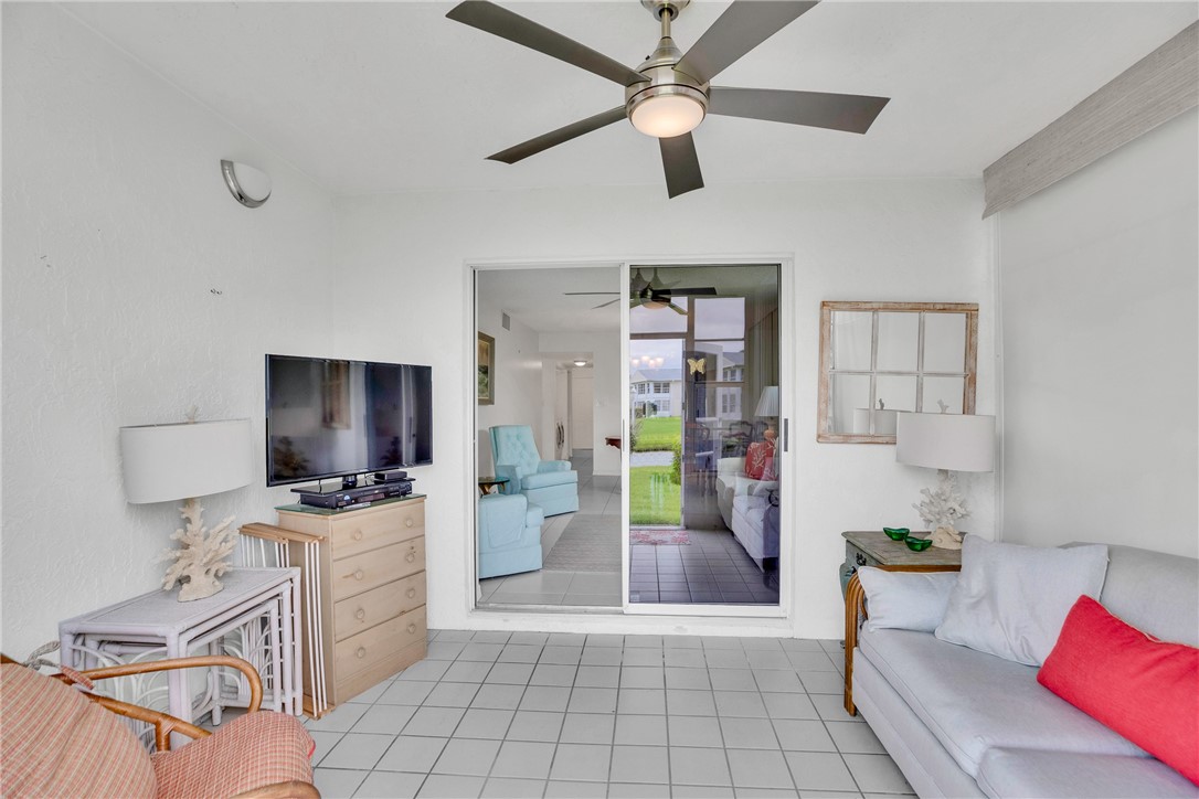 365 N Grove Isle Circle 365