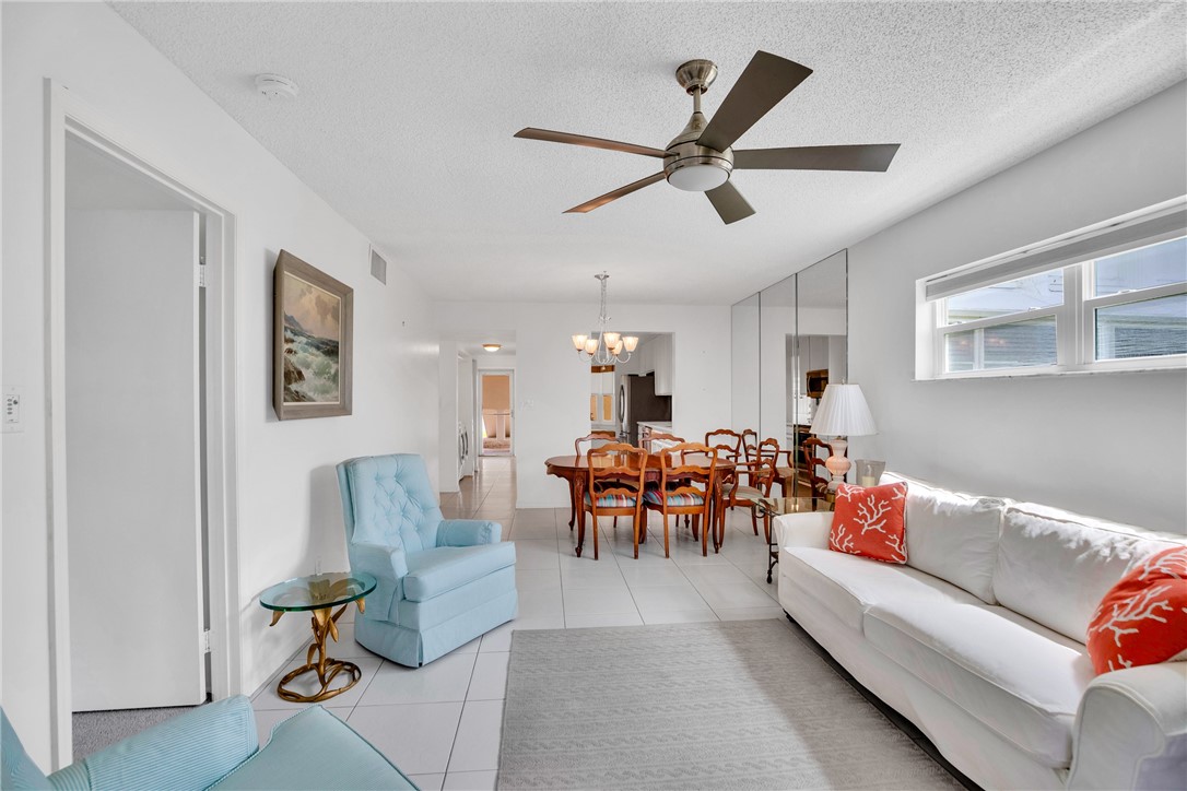 365 N Grove Isle Circle 365