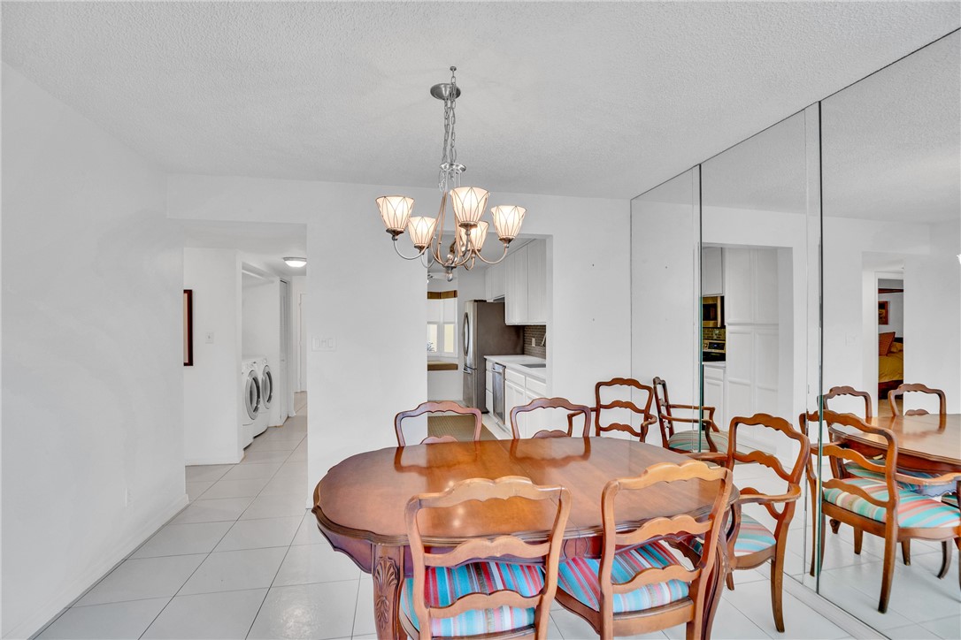 365 N Grove Isle Circle 365