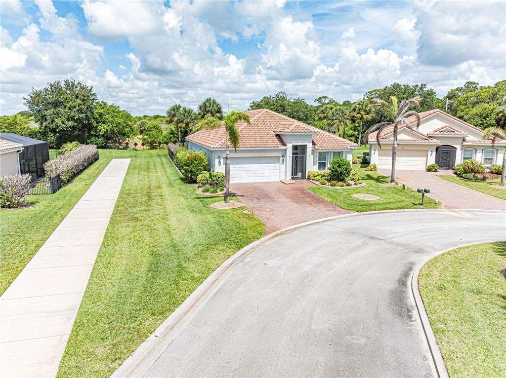 1821 Berkshire Circle SW
