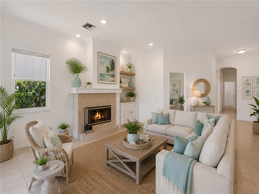 1733 Victoria Circle