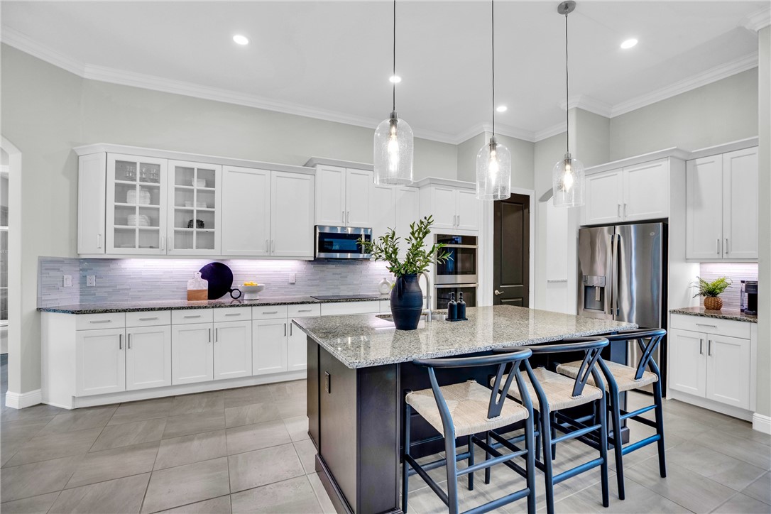 6580 Samuel Lane