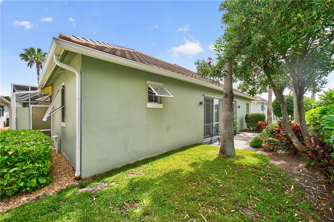 2087 Autumn Lane