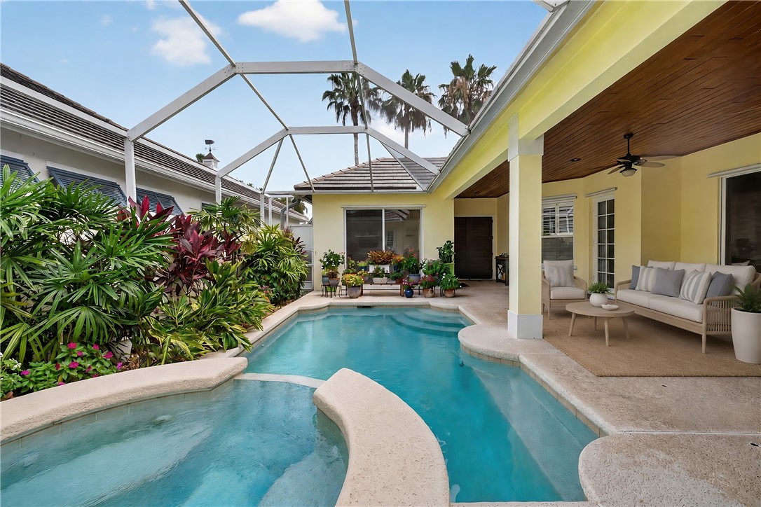 2087 Autumn Lane