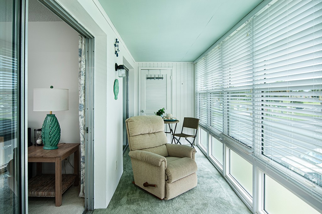78 Royal Oak Drive 201