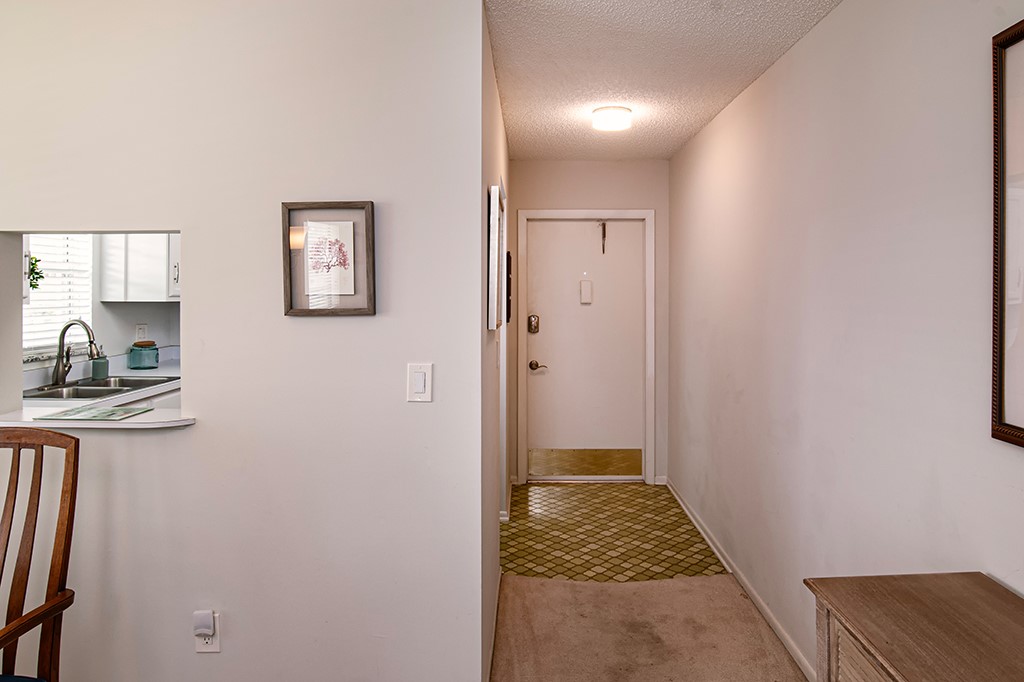 78 Royal Oak Drive 201
