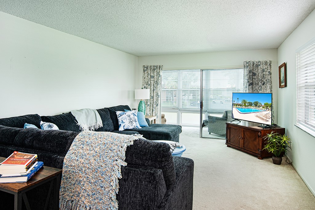 78 Royal Oak Drive 201