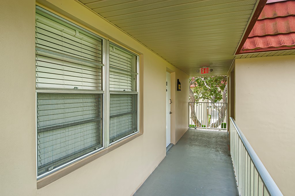 78 Royal Oak Drive 201