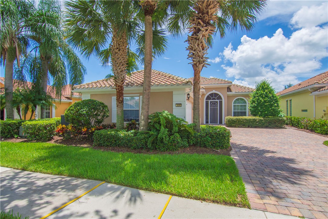 5297 Eleuthra Circle