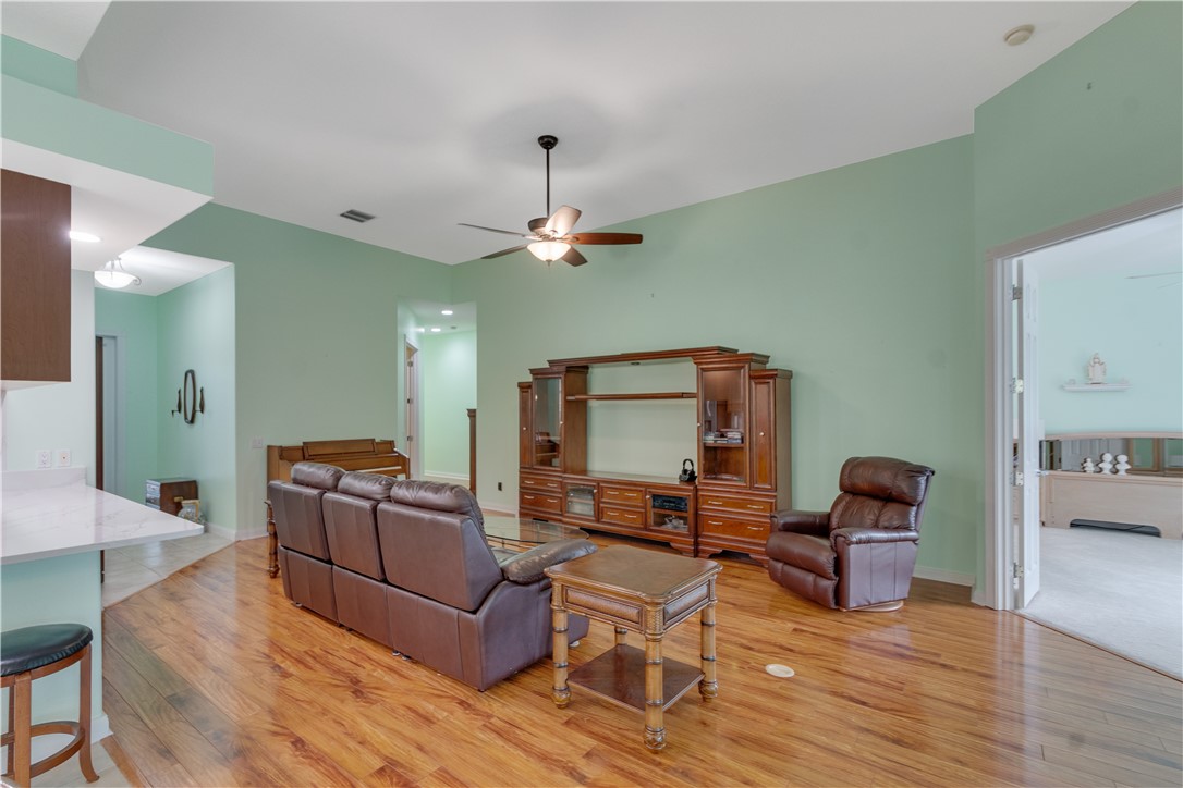 5297 Eleuthra Circle