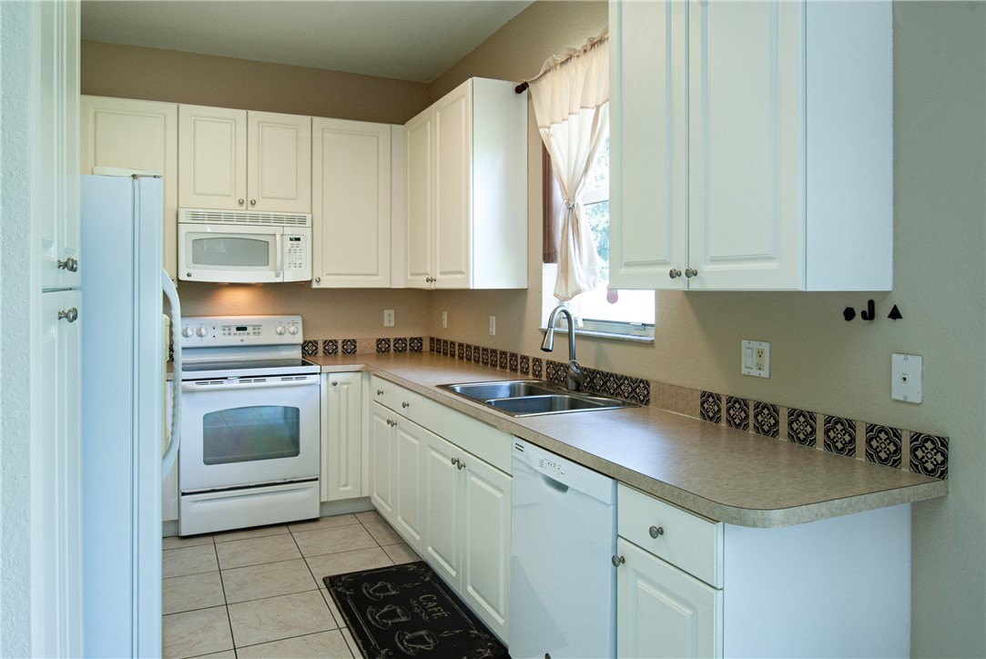 9851 E Verona Circle