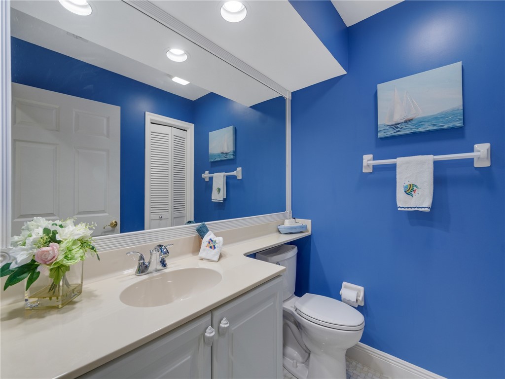 5380 E Harbor Village Drive 102