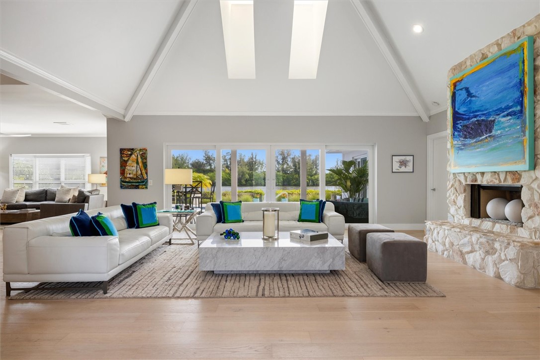 29 Cache Cay Drive