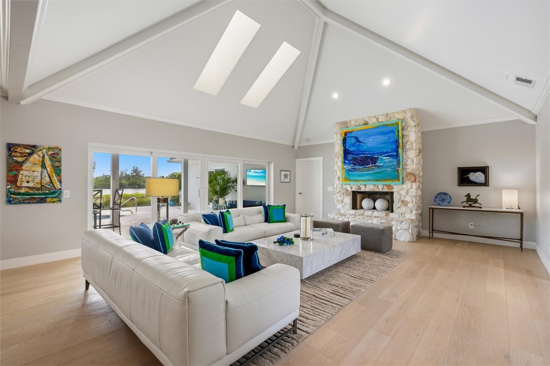 29 Cache Cay Drive