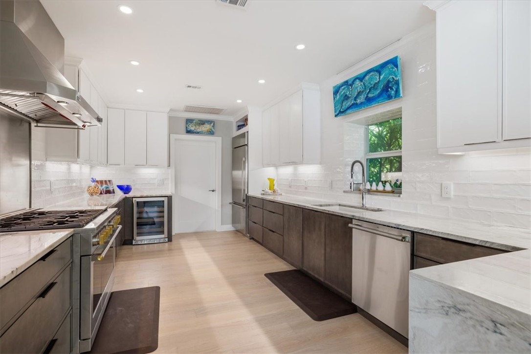 29 Cache Cay Drive