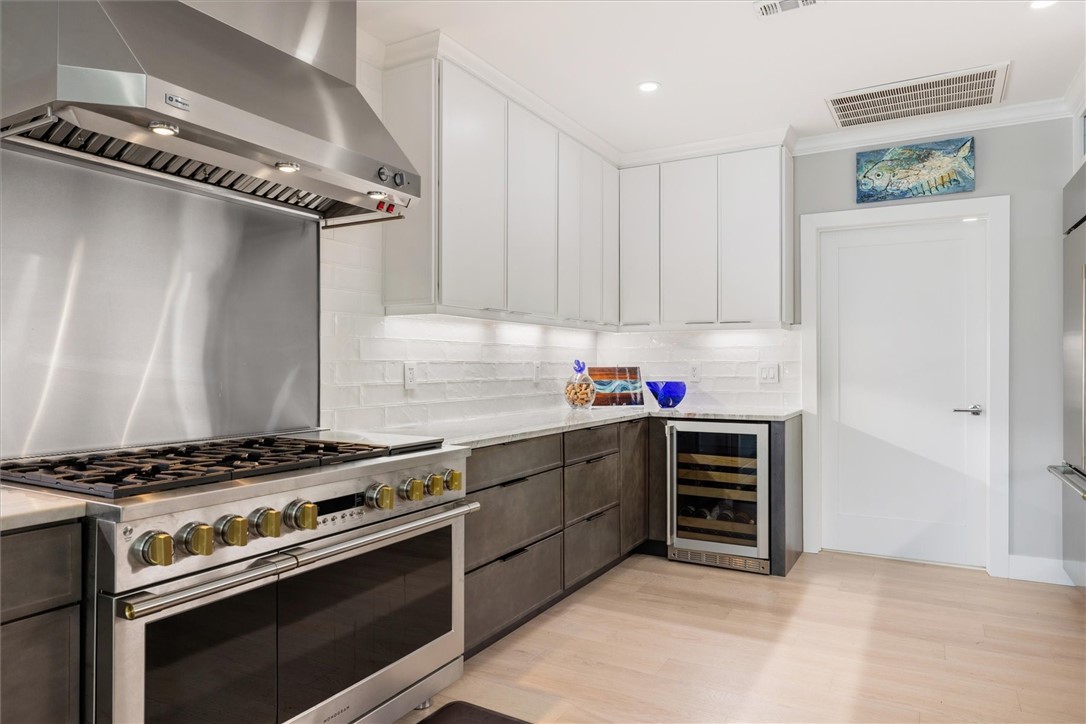 29 Cache Cay Drive