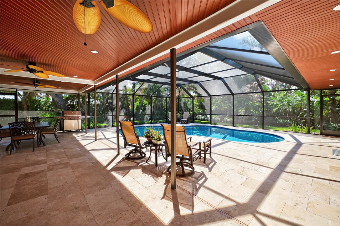 706 Hibiscus Lane