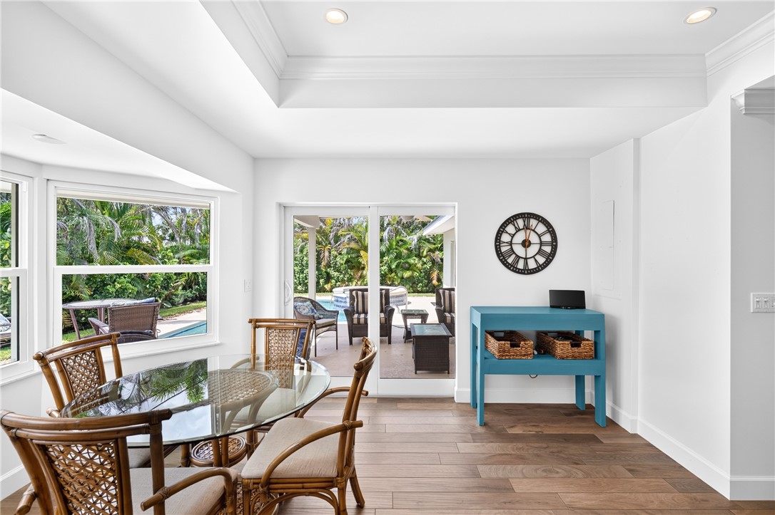 616 Honeysuckle Lane