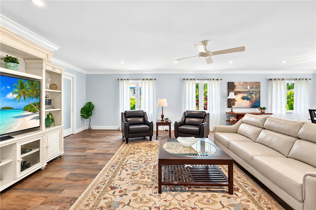 616 Honeysuckle Lane