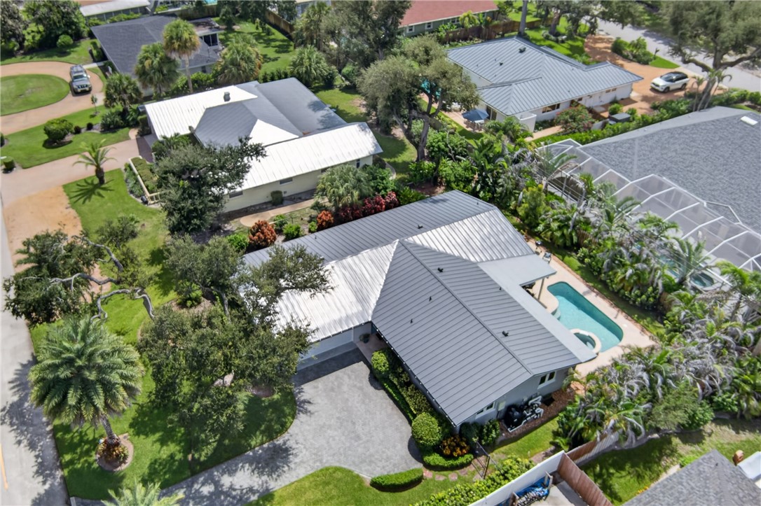 616 Honeysuckle Lane