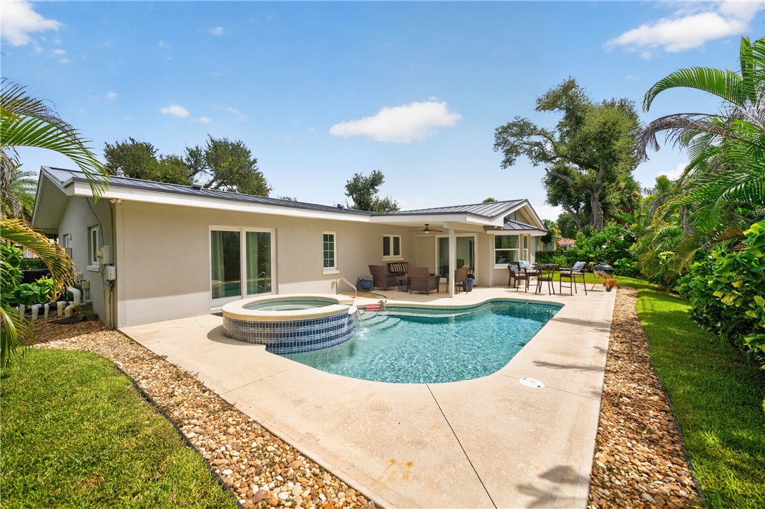 616 Honeysuckle Lane