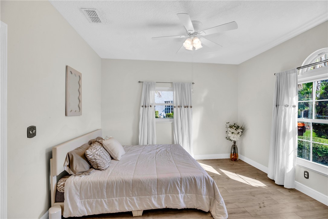 2525 46th Road