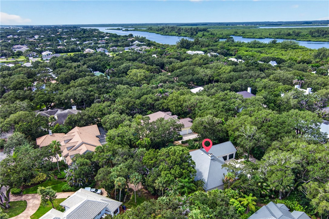 670 N Tomahawk Trail