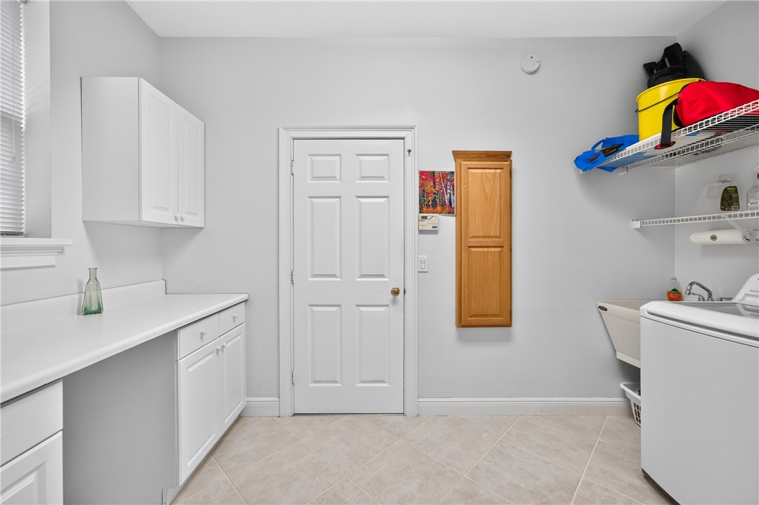 670 N Tomahawk Trail