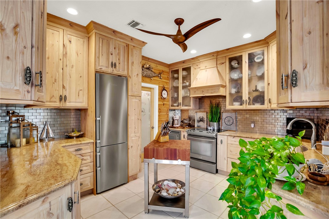 1358 Winding Oaks Circle W 2
