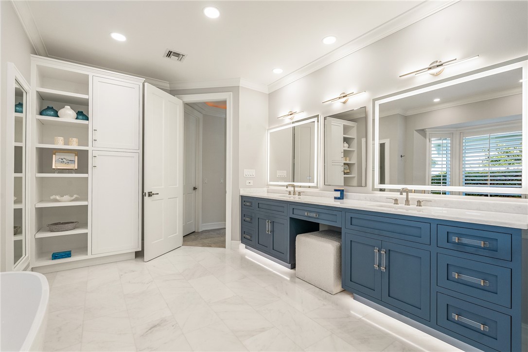 103 River Oak Drive