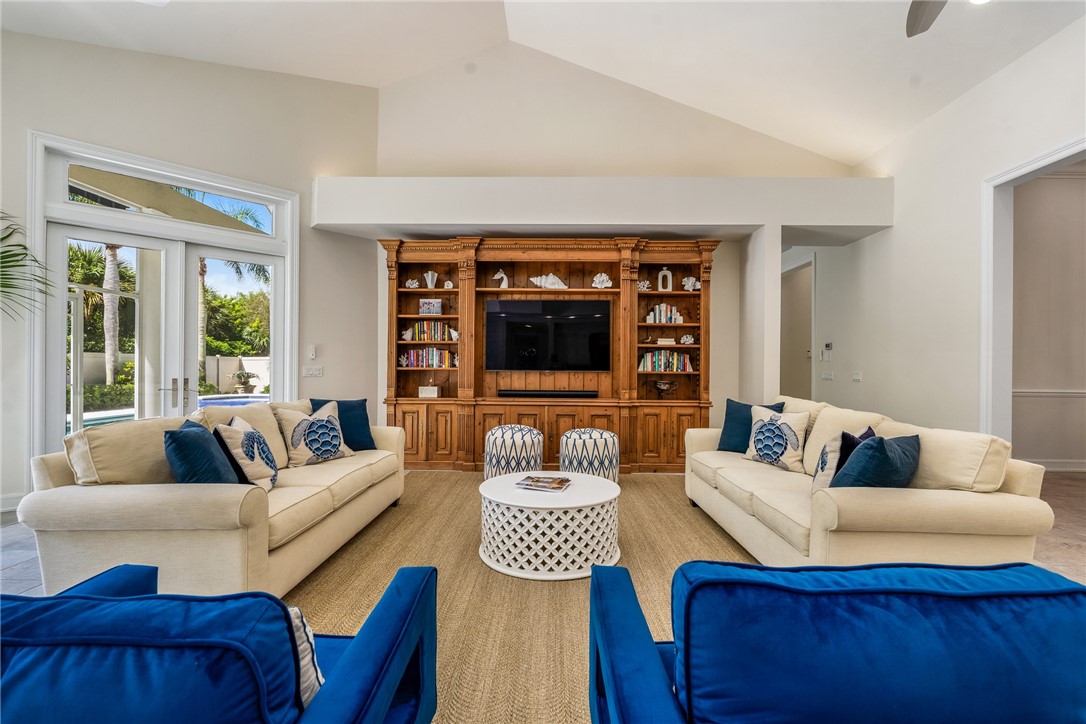 103 River Oak Drive