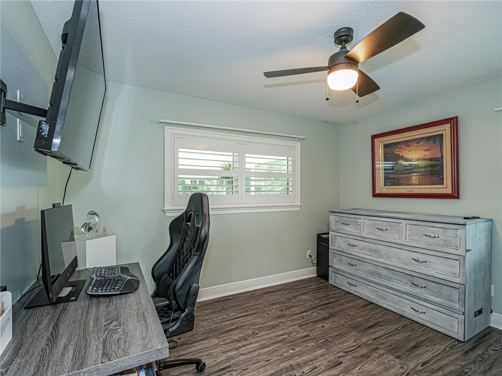 215 8th Terrace